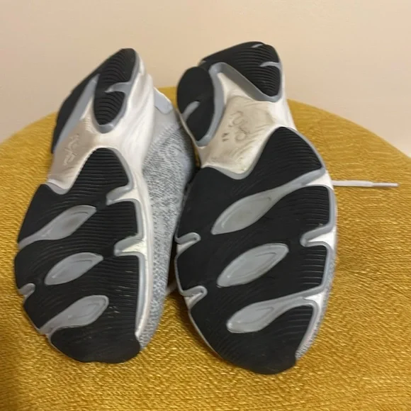 Women’s Ryka Devotion X Walking Shoes - Picture 8 of 12